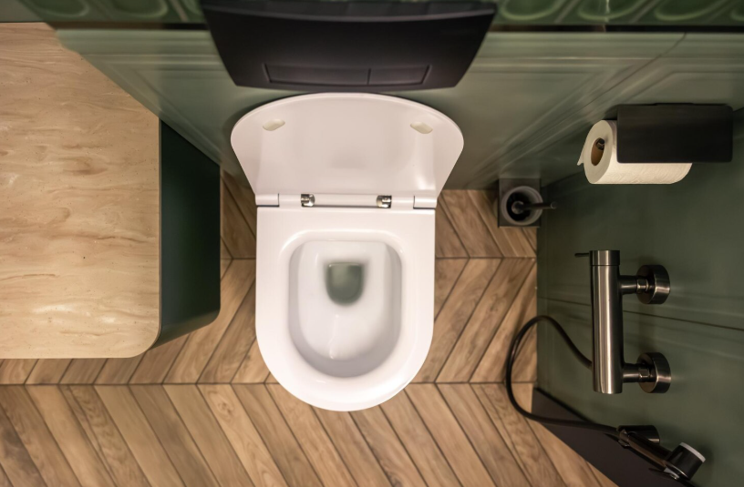 Composting Toilet 